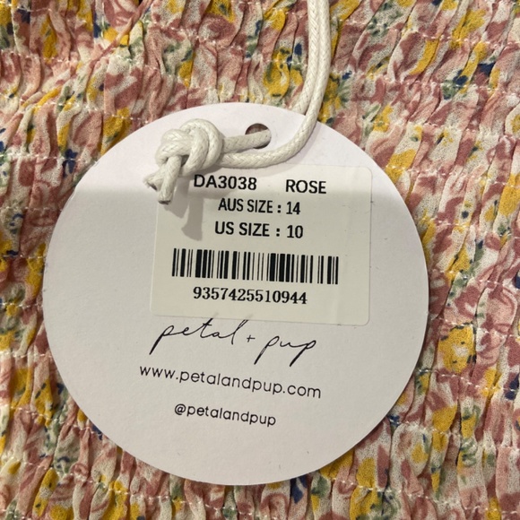 Petal & Pup Valente Midi Dress - Picture 4 of 4